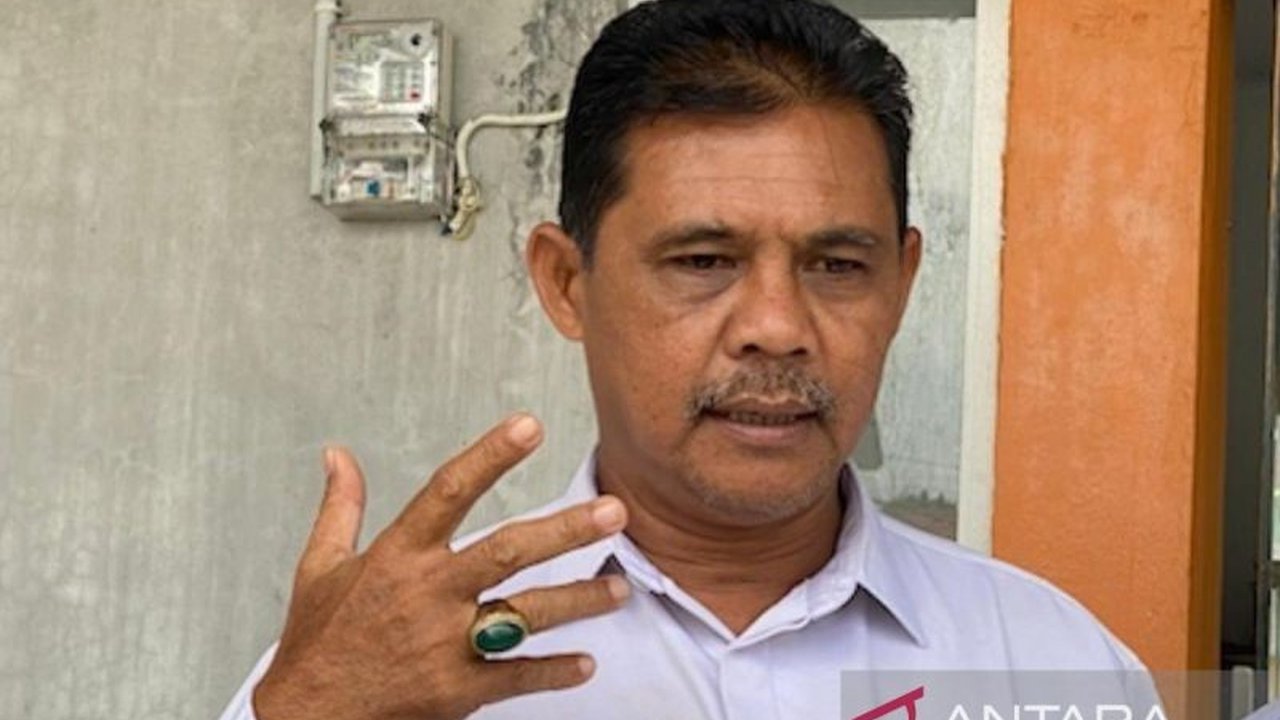 Pemerintah Kabupaten Aceh Barat berlomba membentuk 321 Koperasi Merah Putih di seluruh desa hingga Juni 2024 untuk menggenjot perekonomian desa dan mendukung Instruksi Presiden Nomor 9 Tahun 2025.