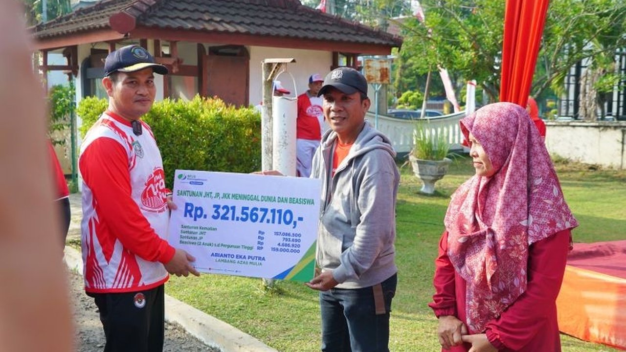 Pemerintah Provinsi Bengkulu menggelar program 'Bantu Rakyat' di Hari Buruh Internasional 1 Mei 2025, berupa layanan kesehatan gratis, donor darah, hingga bantuan sosial senilai ratusan juta rupiah untuk para pekerja.