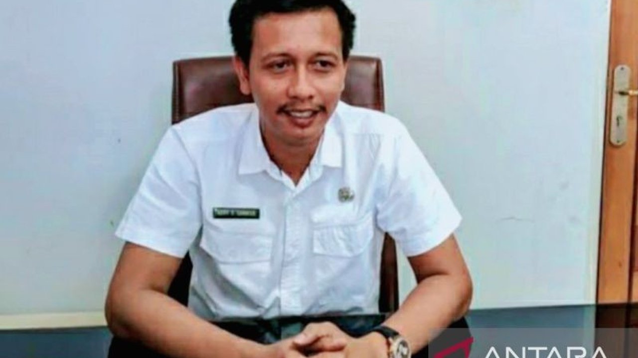 Badan Kepegawaian dan Pengembangan Sumber Daya Manusia (BKPSDM) Karawang memastikan surat rekrutmen THL yang beredar adalah palsu dan imbau masyarakat untuk waspada.