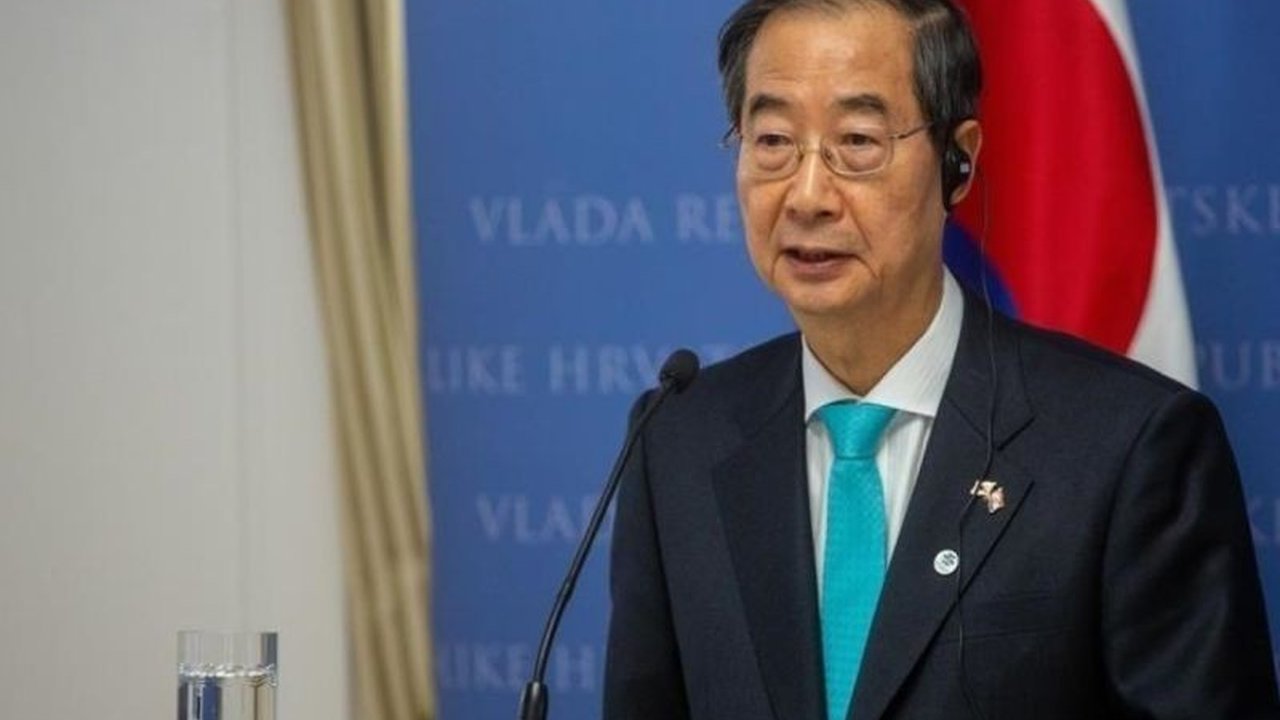 Penjabat Presiden Korea Selatan, Han Duck-soo, mengundurkan diri untuk mengikuti pemilihan presiden 3 Juni mendatang,  menantang kandidat terkuat dari Partai Demokrat, Lee Jae-myung.