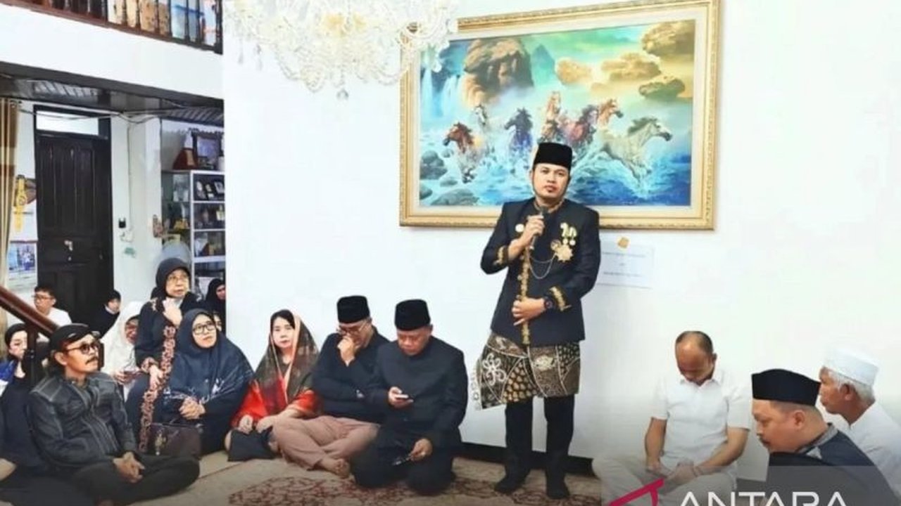 Gubernur Kalimantan Timur, Rudy Mas'ud, menyampaikan duka cita atas berpulangnya Prof. Sarosa Hamongpranoto, guru besar Unmul yang dinilai sebagai sosok penting dalam pengembangan hukum dan pendidikan di Kaltim.