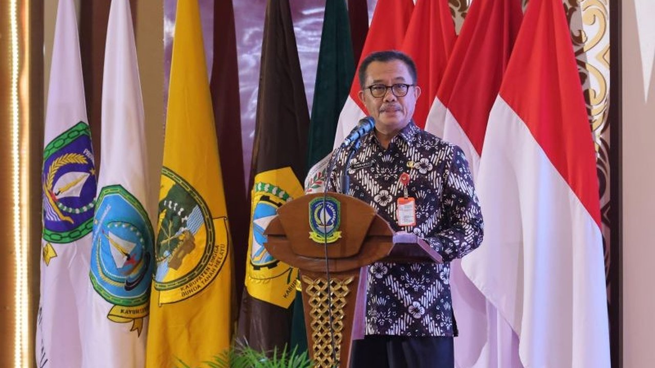 Kemendagri menekankan pentingnya penyelarasan pembangunan daerah dengan pembangunan nasional untuk mencapai Visi Indonesia Emas 2045, khususnya dalam penyusunan RPJMD Provinsi Kepri 2025-2029.