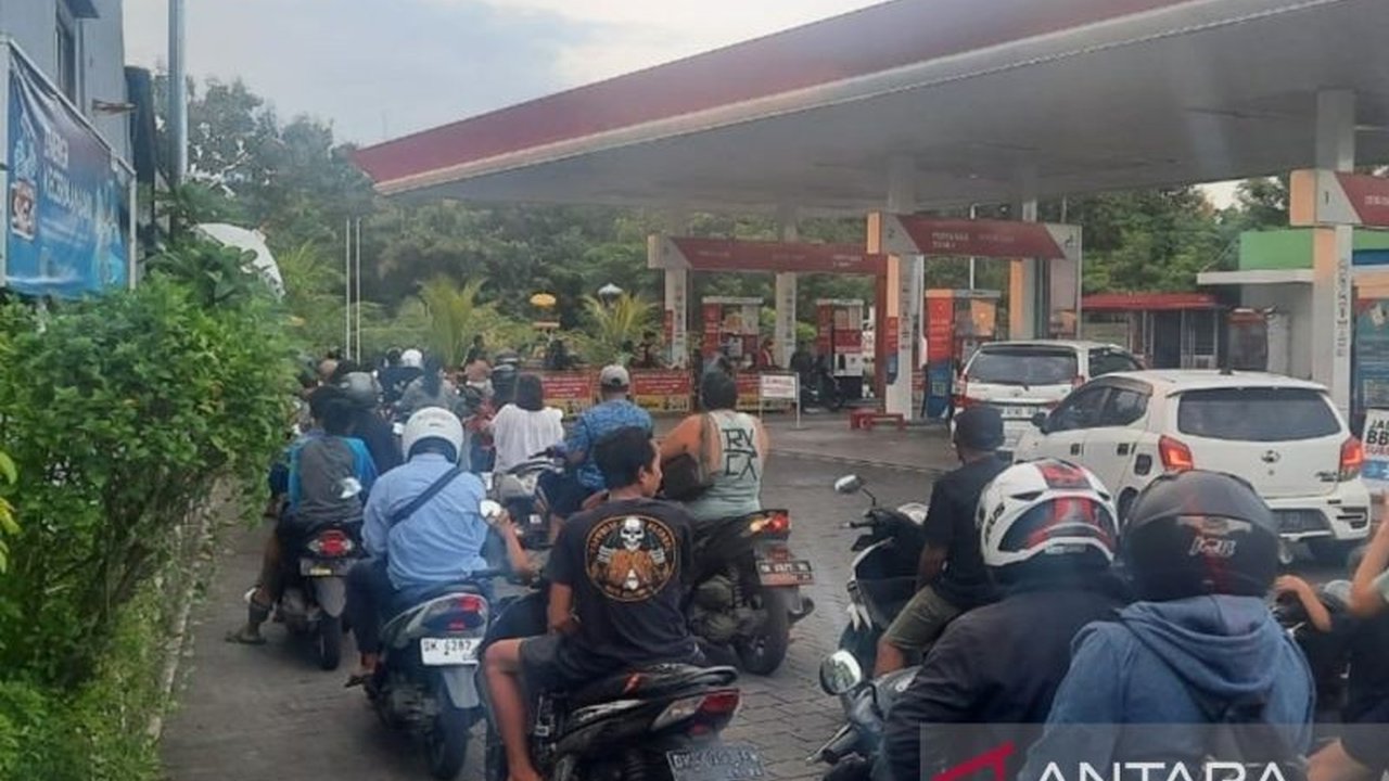 PT Pertamina Patra Niaga memastikan layanan SPBU di Bali tetap normal meskipun terjadi pemadaman listrik massal pada Jumat, 2 Februari 2024, berkat kesiapan genset di setiap SPBU.