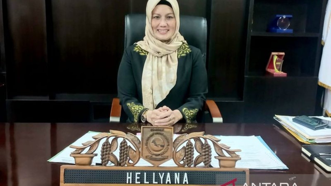 Wakil Gubernur Kepulauan Bangka Belitung mengajak seluruh elemen masyarakat berkolaborasi memajukan pendidikan, mengatasi tantangan seperti sarana prasarana, SDM, dan budaya masyarakat.