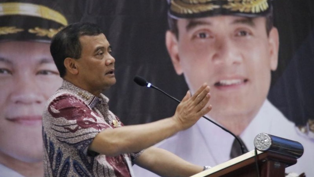 Gubernur Jawa Tengah, Ahmad Luthfi, menginisiasi pengembangan wilayah aglomerasi Banyumas Raya untuk mendorong pertumbuhan ekonomi di Kabupaten Banyumas, Cilacap, Purbalingga, dan Banjarnegara.