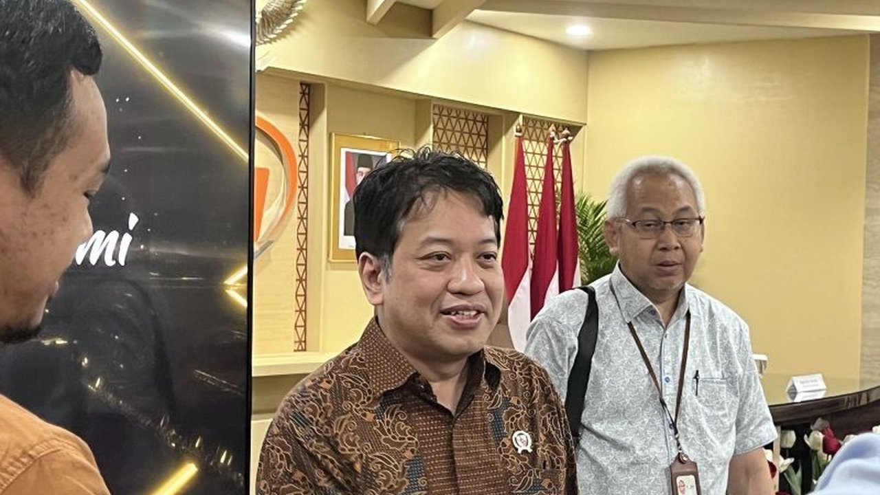 Badan Pusat Statistik (BPS) diakui dunia internasional, namun metode penghitungan kemiskinannya berbeda dengan Bank Dunia, menimbulkan perdebatan.