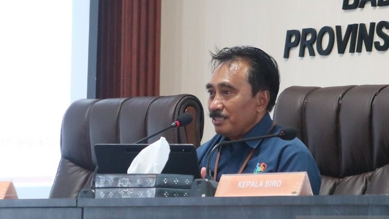 Badan Pusat Statistik (BPS) NTB laporkan deflasi 0,6 persen pada Februari 2025, lebih tinggi dari deflasi nasional 0,48 persen, didorong diskon tarif listrik dan penurunan harga makanan.