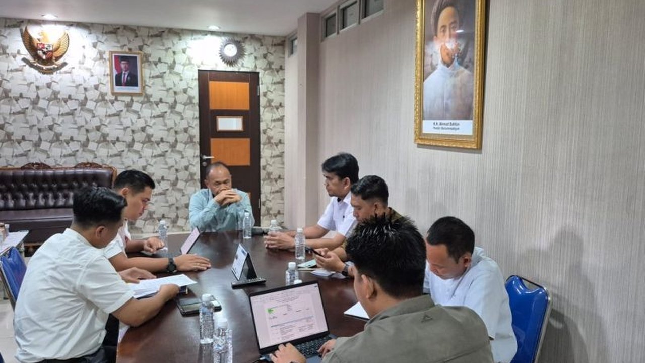 Kunjungan Menteri Pendidikan Dasar dan Menengah (Mendikdasmen) ke Kalimantan Tengah (Kalteng) diharapkan mampu meningkatkan kualitas pendidikan dan kesejahteraan guru di provinsi tersebut.