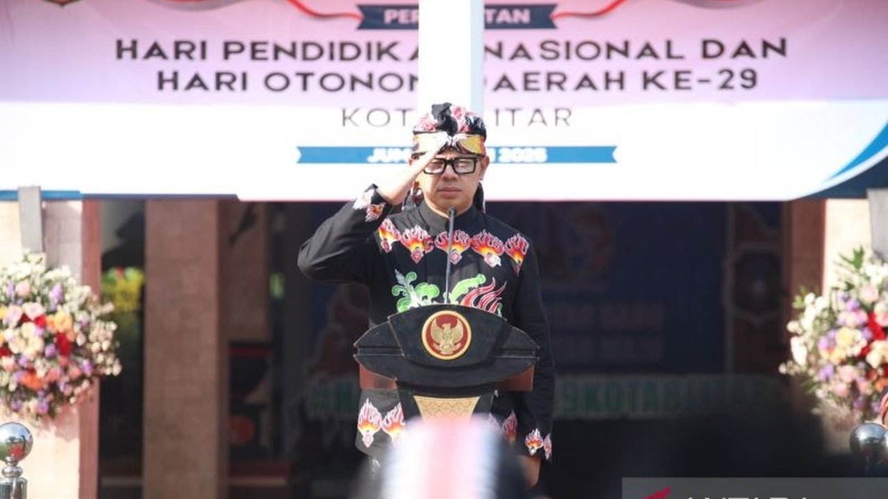 Wamendagri Bima Arya Sugiarto mengajak seluruh elemen bangsa untuk meneladani semangat Ki Hajar Dewantara dalam membangun pendidikan berkarakter dan berkeadaban, serta menjadikan ASN sebagai teladan bagi masyarakat.