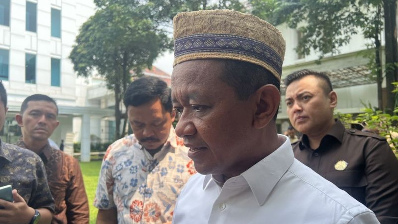 Menteri ESDM Bahlil Lahadalia optimis penertiban sumur minyak ilegal dan sumur rakyat akan meningkatkan lifting minyak nasional hingga 20 ribu barel per hari (BOPD).