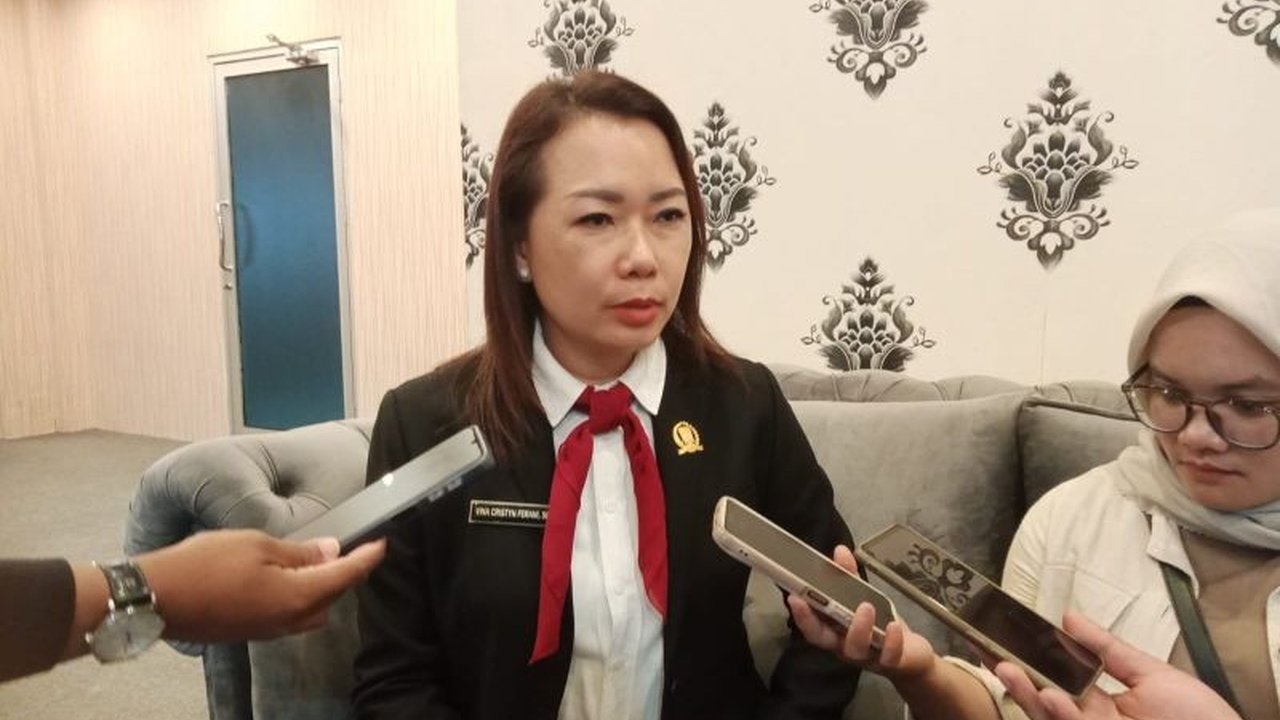 DPRD Belitung berkomitmen penuh memperkuat sektor pendidikan dengan fokus pada anggaran, sarana prasarana, pemerataan tenaga pendidik, dan pendidikan berbasis kearifan lokal serta teknologi digital untuk menciptakan generasi unggul dan berdaya saing.