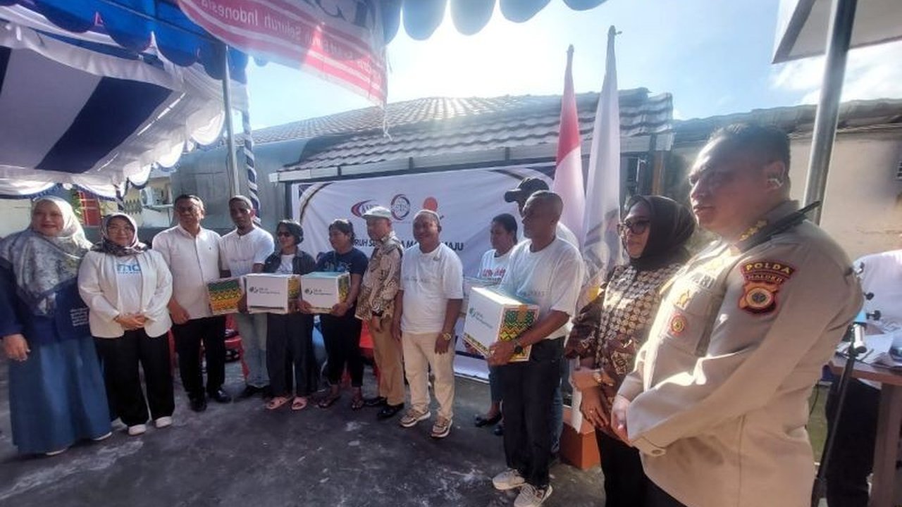 BPJS Ketenagakerjaan Cabang Maluku salurkan 150 paket sembako kepada pekerja yang terkena PHK di Ambon dalam rangka Hari Buruh 2025, sebagai bentuk dukungan nyata terhadap kesejahteraan pekerja.