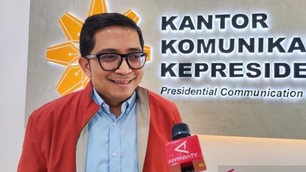 Juru Bicara Presiden menilai proses Indonesia bergabung OECD berjalan normal, meski lebih lama dibanding BRICS, karena setiap organisasi punya mekanisme berbeda dan Indonesia perlu memenuhi berbagai persyaratan.