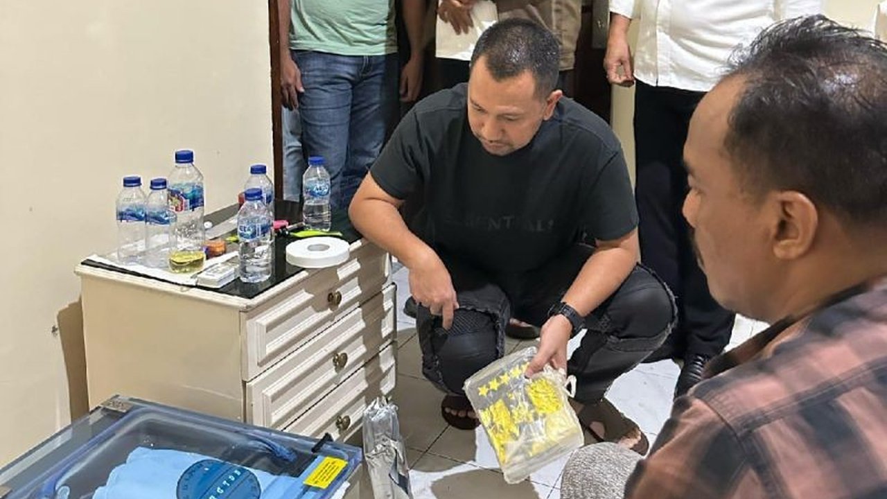 Polda Sumut memburu jaringan pengedar 72 kg sabu-sabu yang akan dikirim ke Jakarta, menggunakan teknologi enkripsi untuk menghindari pelacakan.