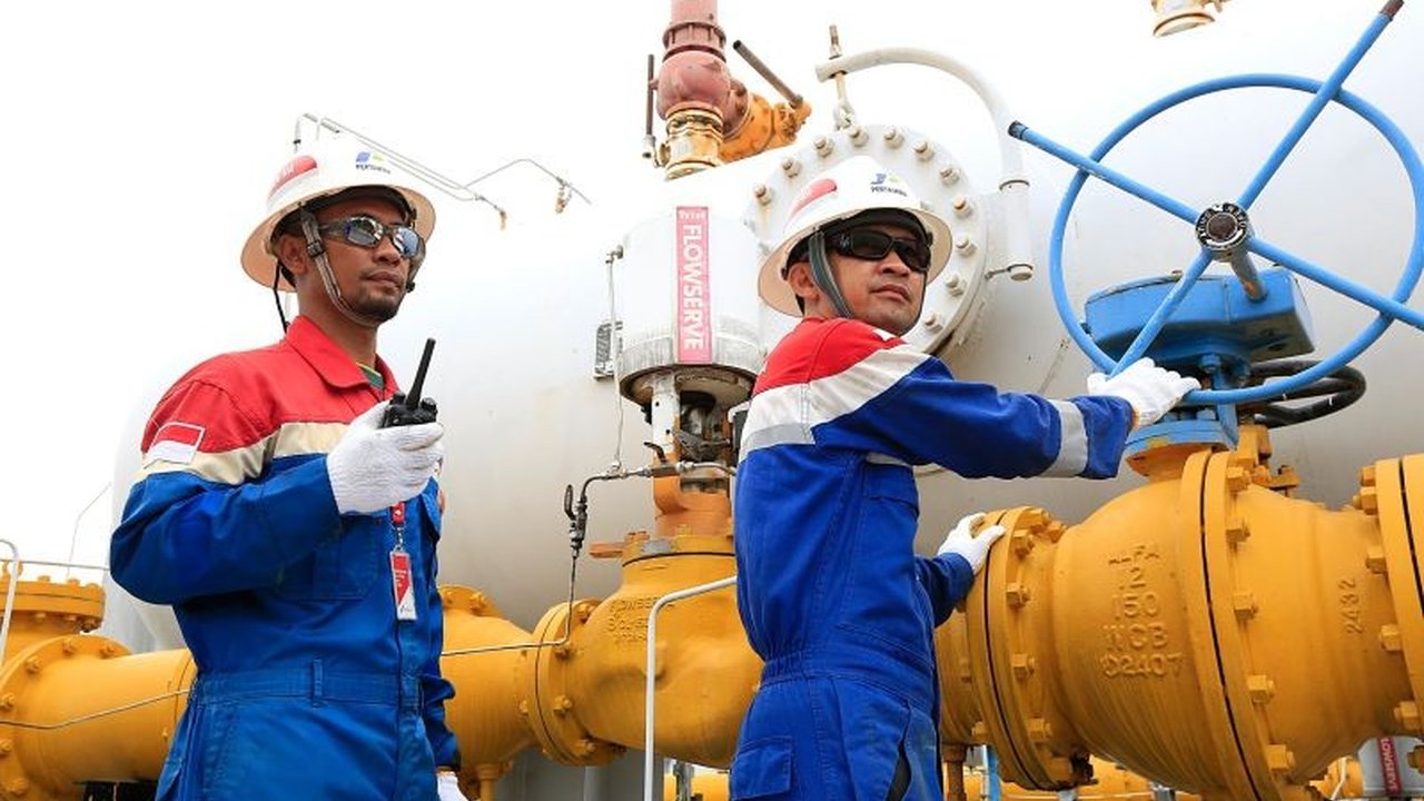 PT Pertamina Hulu Energi (PHE) sukses produksi migas capai 1,043 juta barel setara minyak per hari pada triwulan I 2025, meningkat dari periode yang sama tahun sebelumnya.