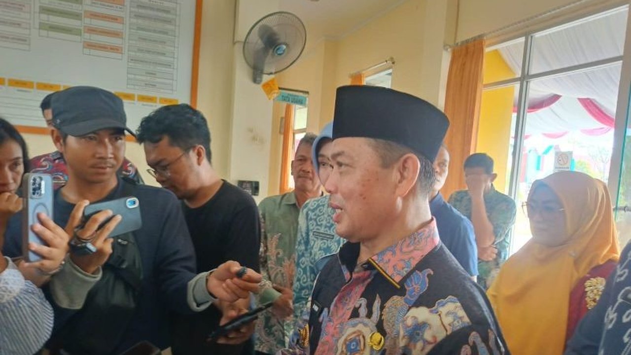 Gubernur Kalimantan Barat mendorong pemerintah daerah untuk memfasilitasi transportasi CJH Kalbar secara mandiri, guna memudahkan keberangkatan jemaah haji ke Tanah Suci tahun 2025.