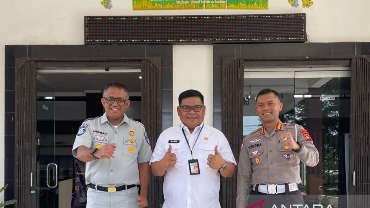 Pemerintah Provinsi Kepulauan Bangka Belitung (Babel) memberikan keringanan pajak kendaraan bermotor selama tiga bulan, dengan pembebasan denda dan tunggakan pajak, guna meningkatkan pendapatan daerah dan kepatuhan wajib pajak.