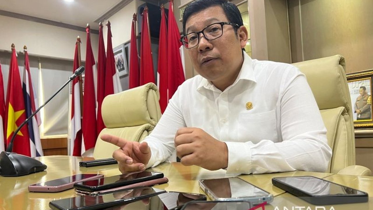 Badan Pangan Nasional (Bapanas) optimis Indonesia akan mencapai swasembada pangan berkat inflasi terendah dan stok beras melimpah, serta kebijakan strategis untuk petani.