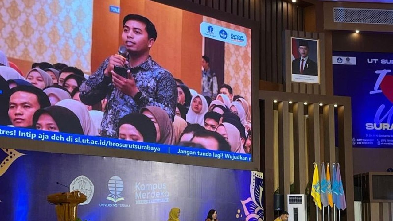UT Surabaya Bekali Lulusan dengan Ilmu Kehidupan Jelang Wisuda
