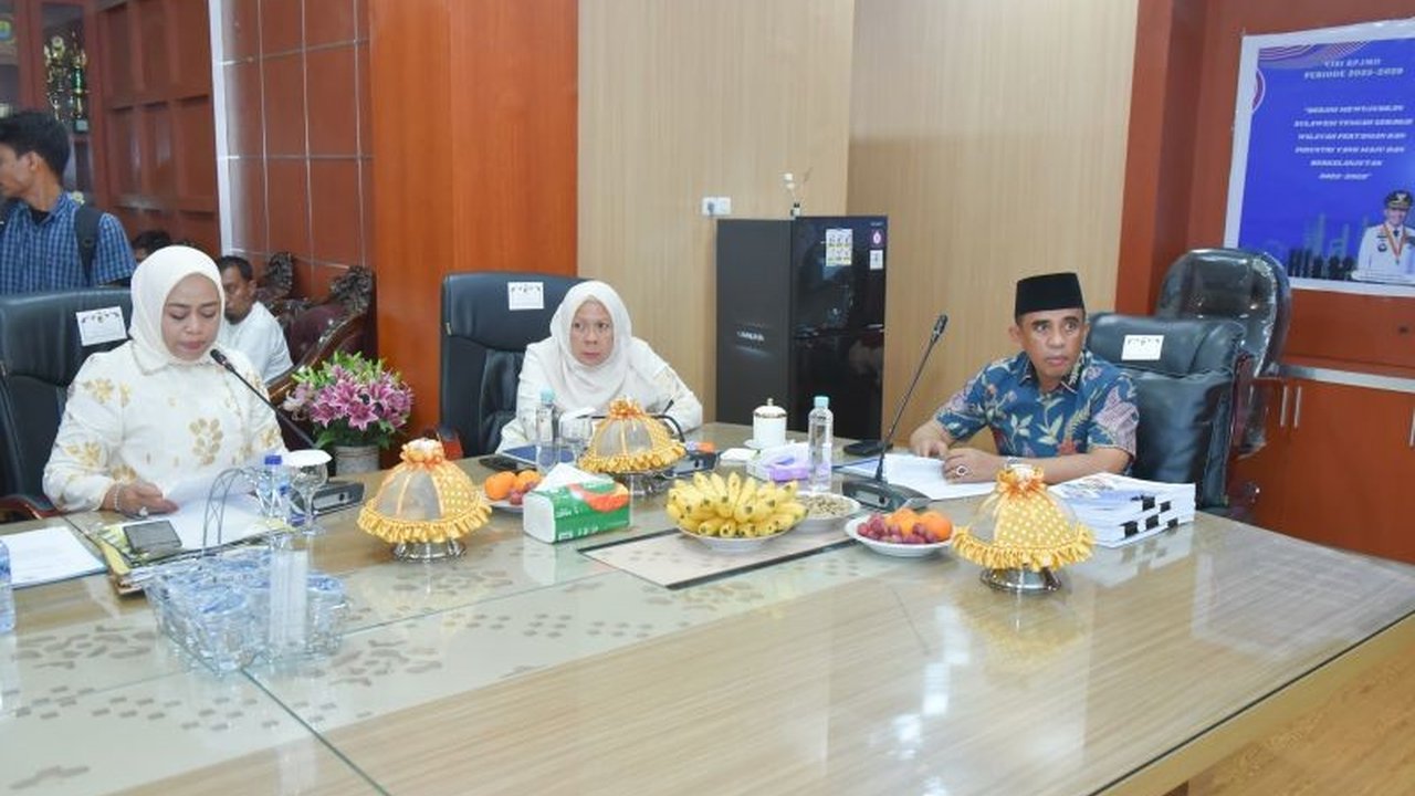 Pemerintah Provinsi Sulawesi Tengah berupaya meningkatkan produksi padi melalui pembentukan Brigade Pertanian dan subsidi pupuk untuk mencapai ketahanan pangan dan kesejahteraan petani.
