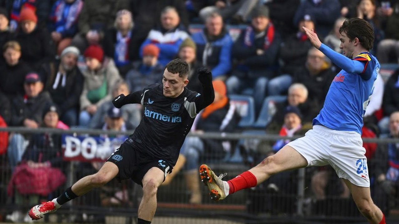 Prediksi Freiburg vs Bayer Leverkusen 4 Mei 2025