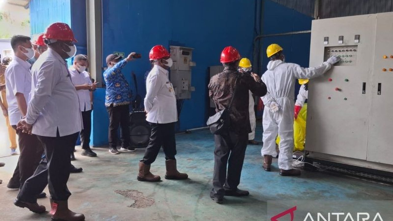 Pemerintah Provinsi Papua Barat mengoperasikan insinerator pengolahan limbah medis berkapasitas 150 kg/jam, ditargetkan hasilkan PAD Rp1,1 miliar per tahun dan menjadi yang pertama di Tanah Papua.