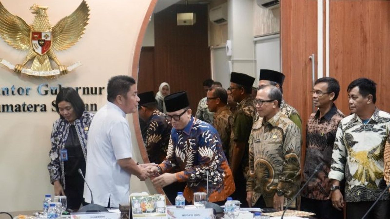 Pemkab OKU memprioritaskan pembangunan infrastruktur yang rusak akibat banjir bandang Mei 2024 melalui usulan dana Bantuan Keuangan Bersifat Khusus (BKBK) tahun 2025 ke Pemprov Sumsel.