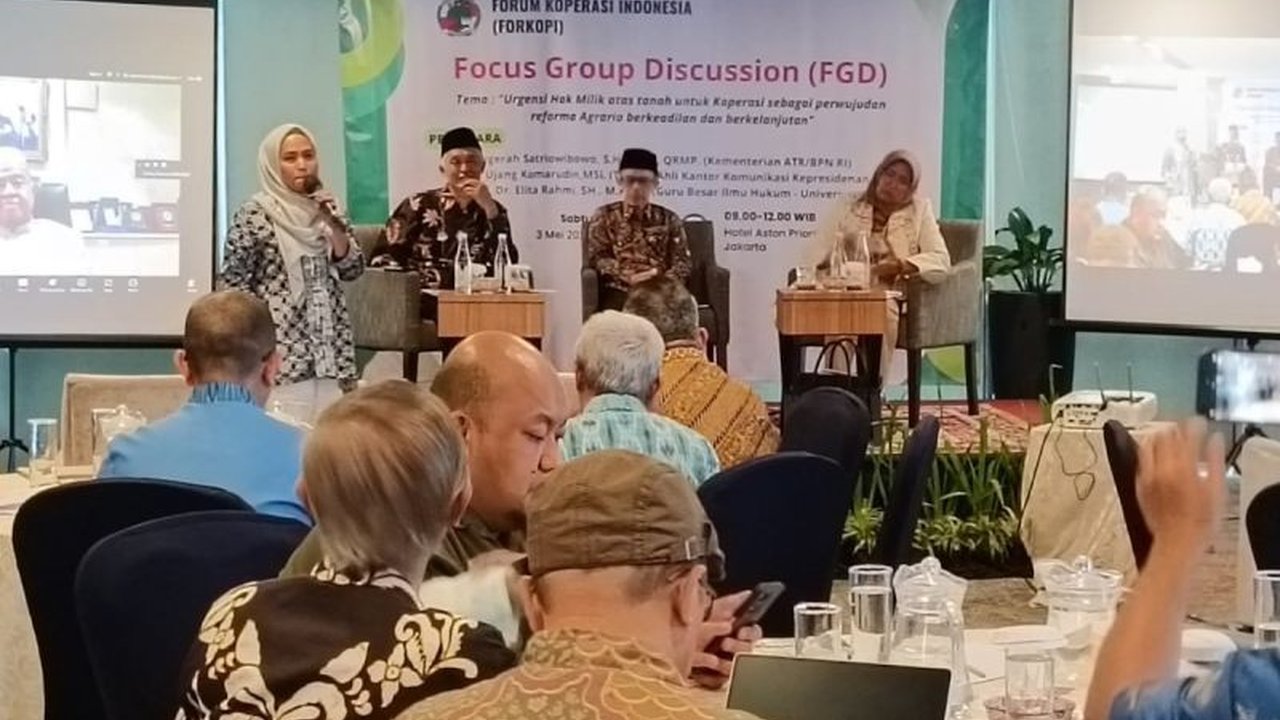 Anggota DPR mendukung usulan Forum Koperasi Indonesia (Forkopi) terkait hak milik tanah bagi koperasi dalam revisi UU Perkoperasian, demi mewujudkan keadilan dan mendorong perkembangan koperasi di Indonesia.