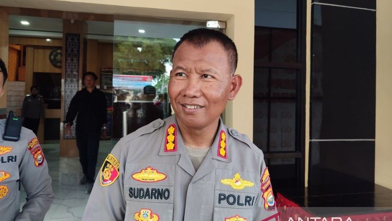 Polresta Bengkulu mengimbau masyarakat meningkatkan kewaspadaan terhadap maraknya penipuan modus hipnotis yang menyasar perempuan dengan perhiasan mencolok.