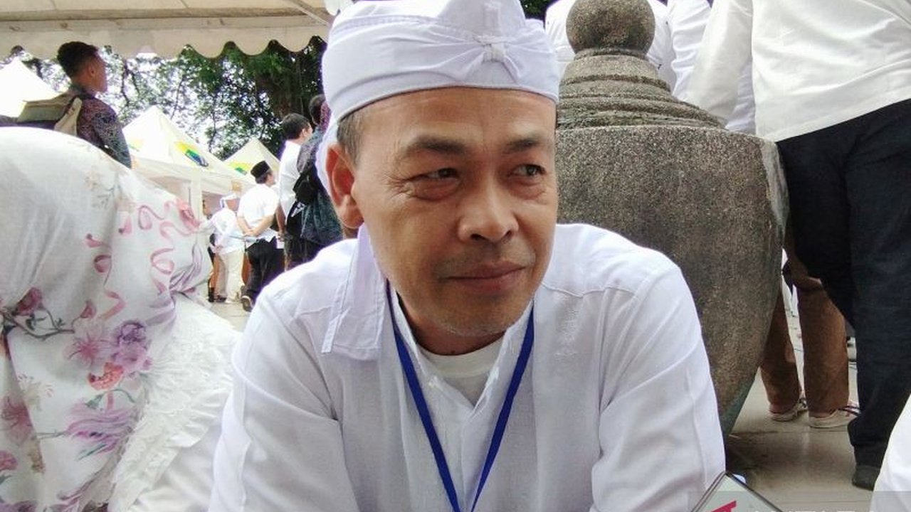 Dinas Pendidikan Cianjur berkolaborasi dengan TNI untuk membina siswa bermasalah di barak militer guna menekan angka kenakalan remaja, termasuk tawuran dan aksi kekerasan jalanan.