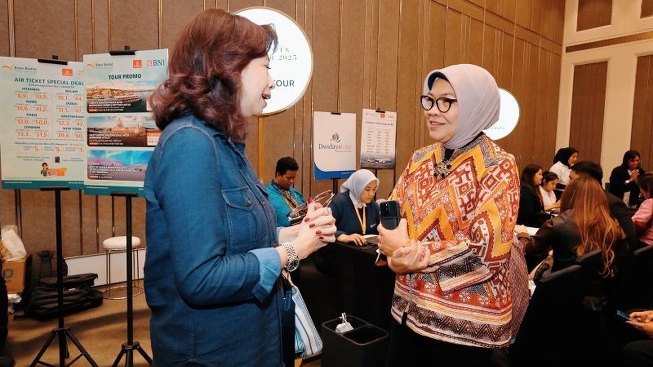 BNI mencatat peningkatan signifikan transaksi nasabah premium hingga 95% untuk pembelian tiket Emirates di Private Event BNI - Emirates Travel Fair 2025, menunjukkan peningkatan pesat minat traveling di kalangan kelas atas Indonesia.