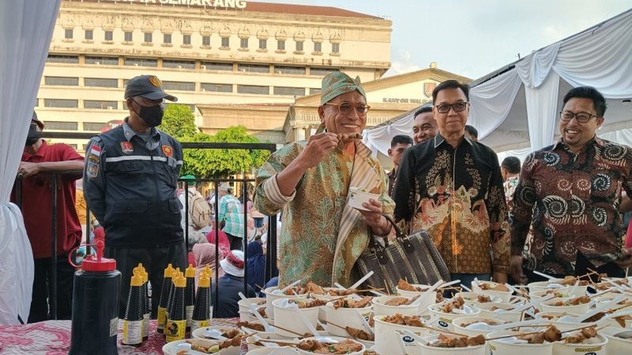 Anggota DPR RI Samuel Wattimena mendorong promosi kuliner daerah melalui festival, seperti 'Soto Vaganza 2025' di Semarang, untuk pengembangan ekonomi kreatif dan pariwisata.