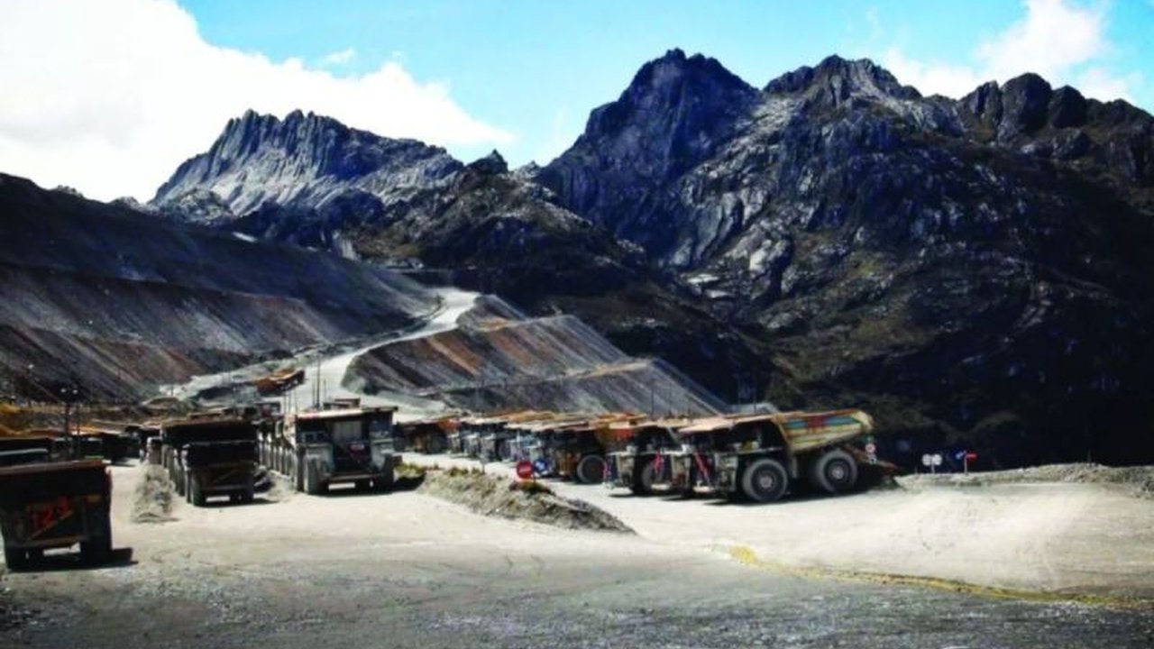 PT Samindo Resources Tbk. sukses mencatatkan peningkatan laba bersih hingga 501 persen di kuartal pertama 2025, ditopang efisiensi operasional dan peningkatan volume produksi.