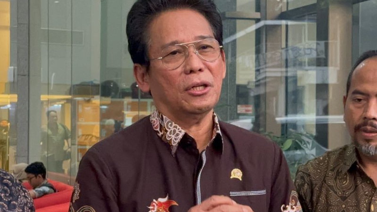 Wakil Ketua KPK, Johanis Tanak, mendukung Presiden Prabowo Subianto untuk segera mengesahkan RUU Perampasan Aset guna memaksimalkan pengembalian kerugian negara akibat korupsi.