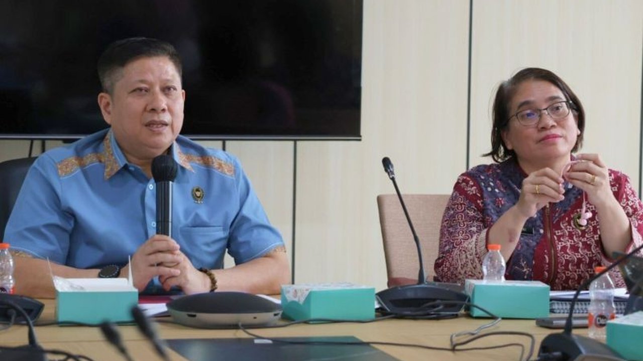 Kementerian Koordinator Bidang Hukum dan HAM menargetkan RUU Pemindahan Narapidana Antarnegara selesai dalam dua bulan untuk memperkuat kerja sama hukum internasional Indonesia.