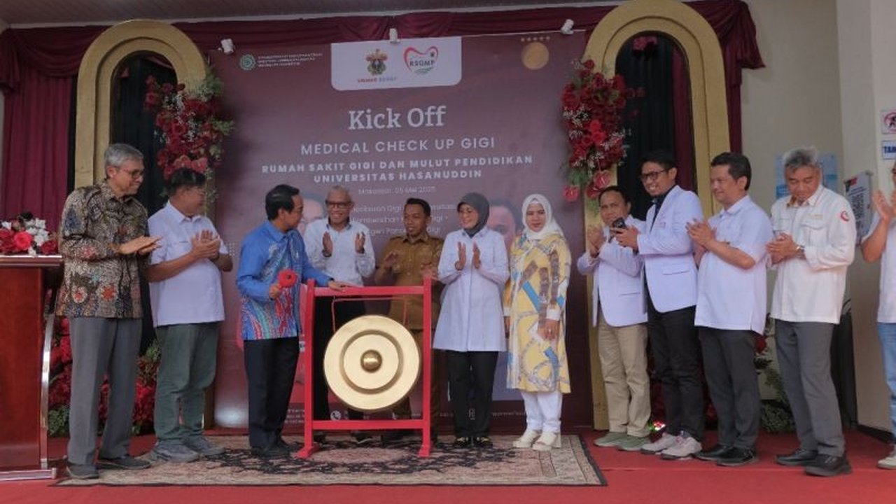 Universitas Hasanuddin meluncurkan program Medical Check Up (MCU) gigi untuk sivitas akademika guna meningkatkan kesadaran dan menjaga kesehatan mulut, ditargetkan seribu peserta di tahun 2025.