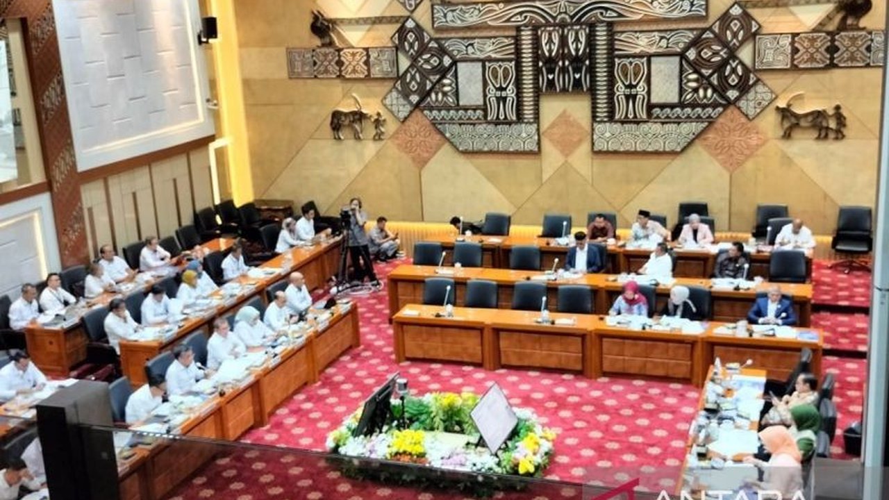 Menteri Ketenagakerjaan Yassierli optimis pembentukan Satgas PHK tak hanya menangani pemutusan hubungan kerja (PHK), namun juga mendorong peningkatan lapangan kerja baru di Indonesia.