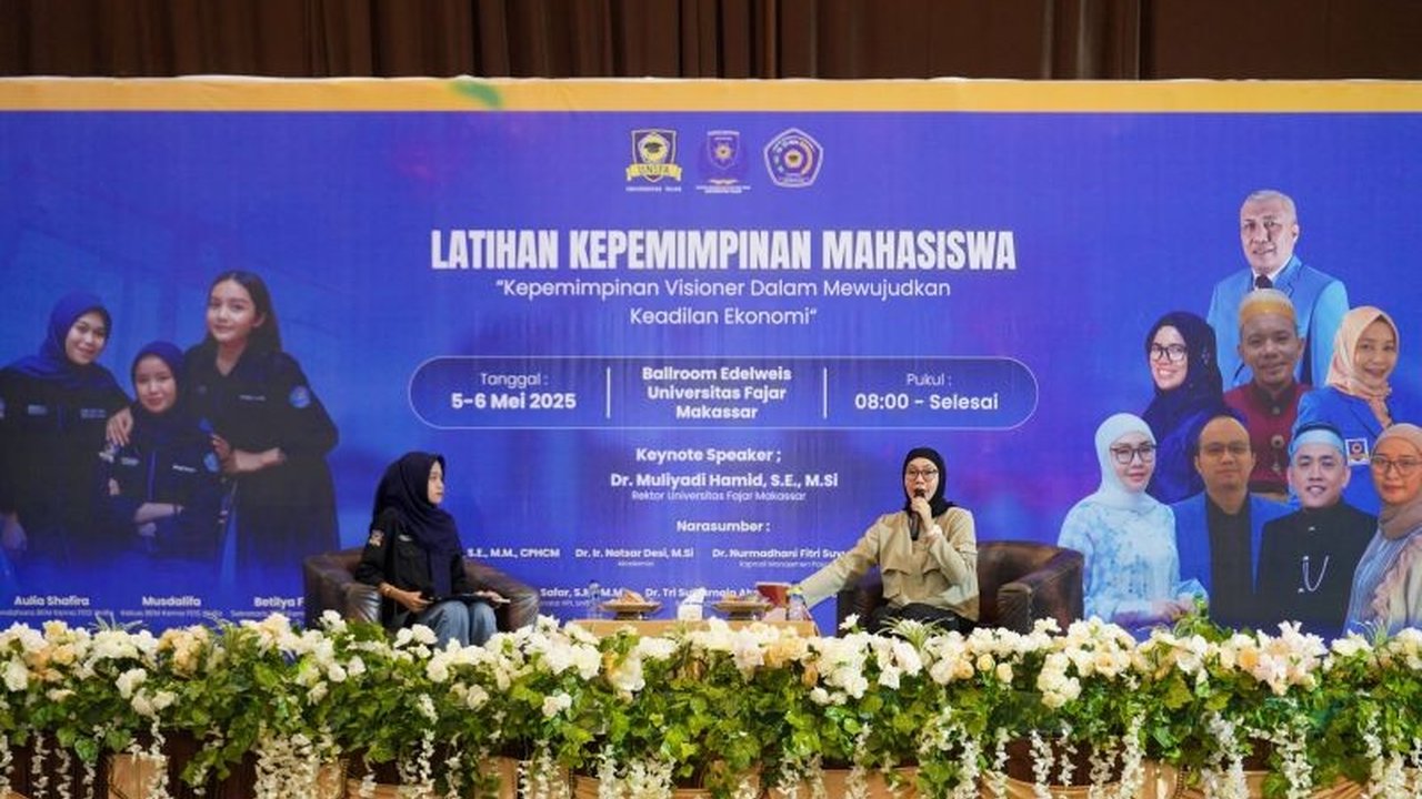 Ketua DWP Sulsel, Melani Simon Jufri, menginspirasi mahasiswa Unifa dengan pemaparannya tentang kepemimpinan visioner di era ekonomi digital, menekankan pentingnya inovasi dan adaptasi.