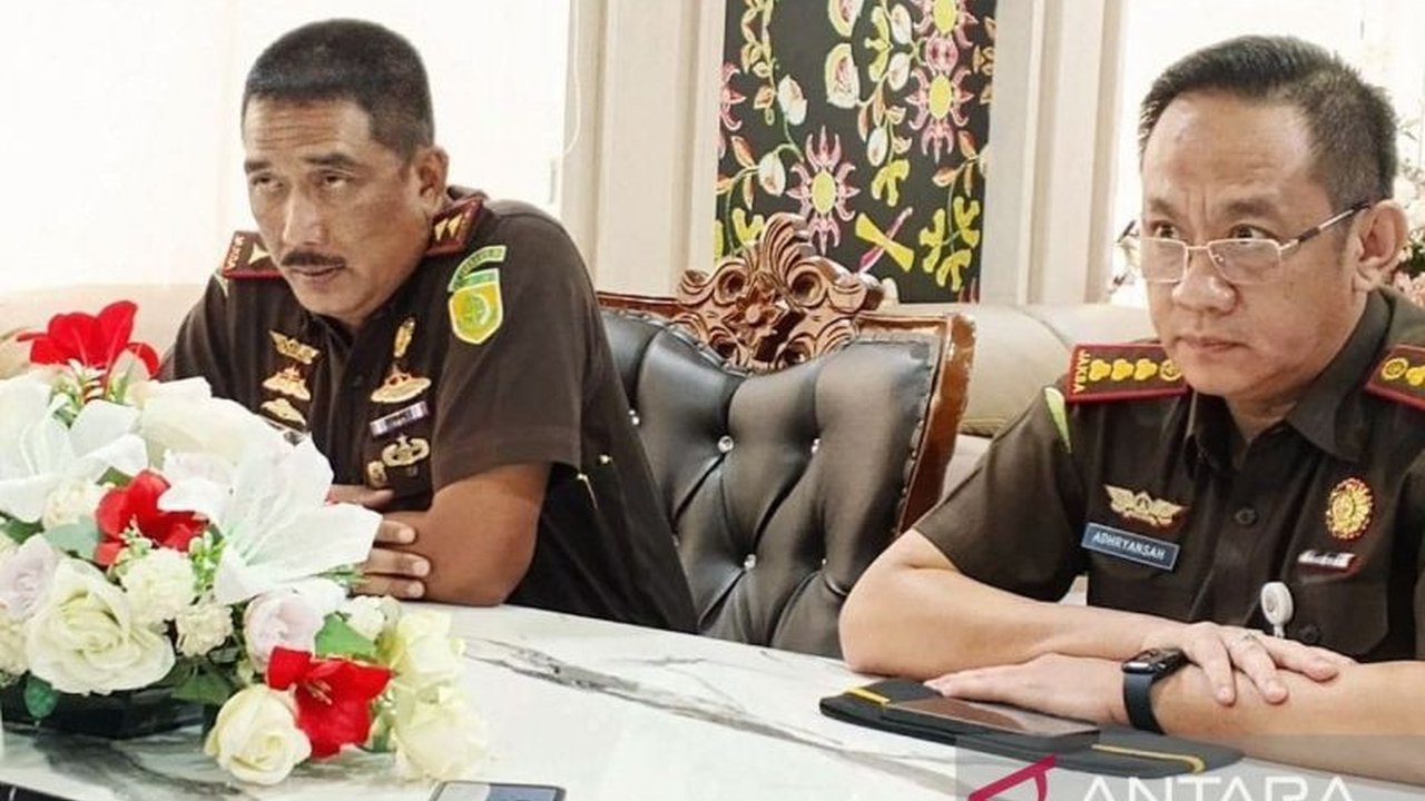 Kejaksaan Negeri Ambon mengusut dugaan korupsi dana BOS MTsN Ambon tahun anggaran 2023-2024 senilai Rp3,3 miliar, dengan temuan penyelewengan dan dugaan penggelembungan anggaran.