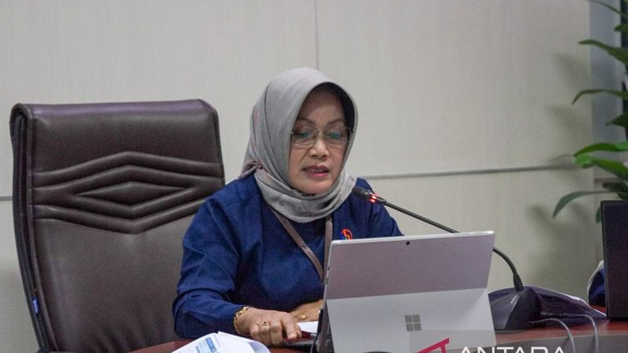 Badan Pusat Statistik (BPS) Sulawesi Tenggara mencatat pertumbuhan ekonomi positif sebesar 5,66 persen pada triwulan I 2025, didorong oleh sektor pertambangan, industri pengolahan, perdagangan, dan pertanian.