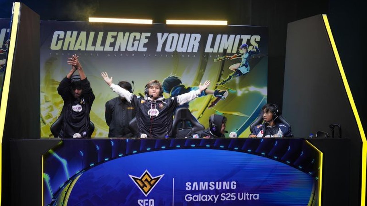 Evos Divine menunjukkan performa gemilang di FFWS SEA 2025 pekan kedua, menyalip RRQ Kazu dan mengamankan posisi ketiga klasemen sementara.