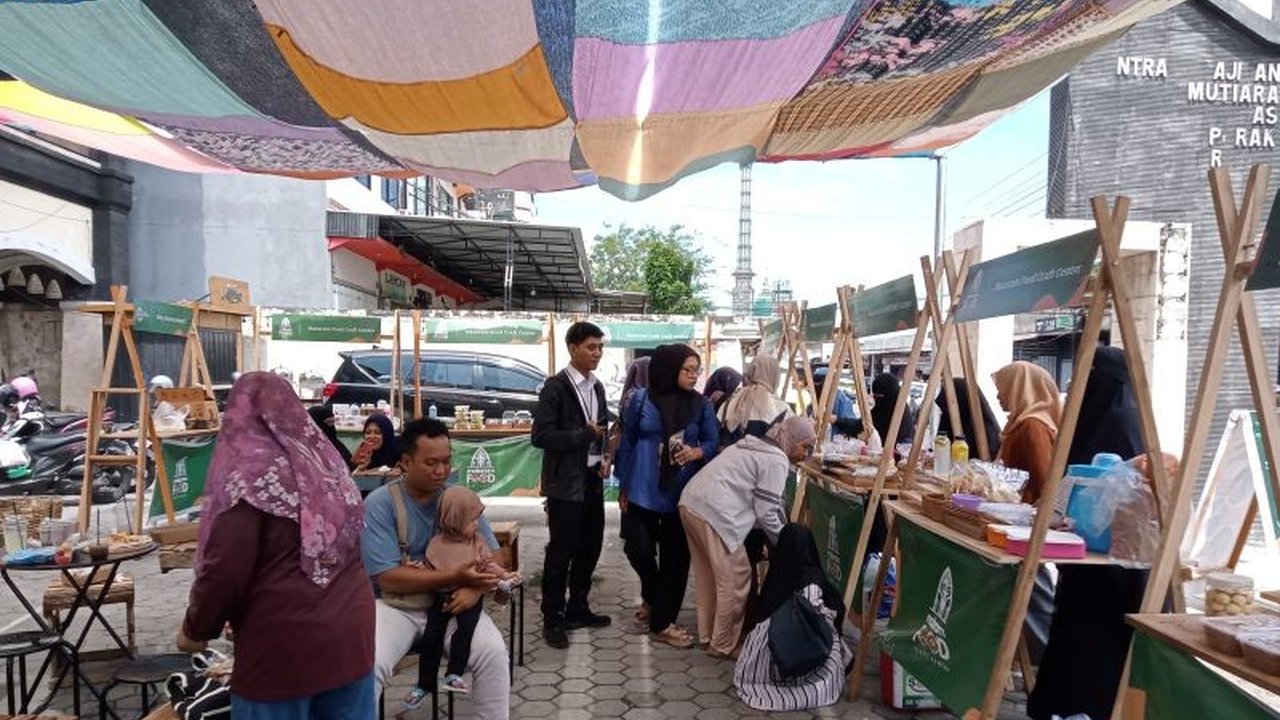 Pemerintah Kota Mataram menyiapkan kurikulum khusus untuk mencetak 5.000 wirausaha baru dalam lima tahun ke depan melalui pelatihan berjenjang dan terukur.