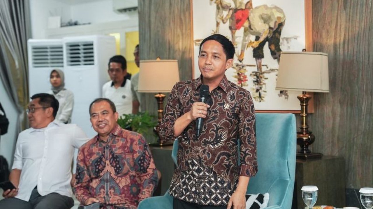 Menhut Tekankan Keseimbangan Kelola Hutan dan Pembangunan: Riau Jadi Contoh