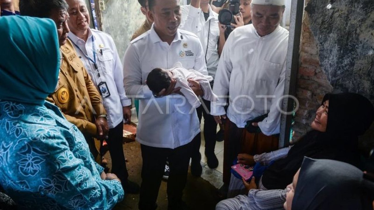 Menteri Wihaji menekankan pentingnya makanan bergizi gratis (MBG) dikonsumsi ibu hamil dan menyusui, bukan anggota keluarga lain, demi menekan angka stunting.