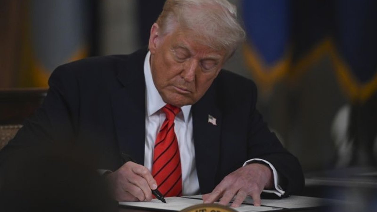 Trump: Industri Film AS Sekarat, Ancam Terapkan Tarif 100 Persen untuk Film Asing