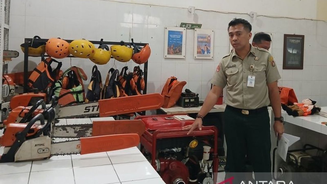 BPBD Temanggung telah melakukan persiapan menghadapi potensi kebakaran hutan dan lahan (karhutla) serta kekeringan di musim kemarau 2025, dengan fokus pada daerah rawan seperti Gunung Sumbing dan beberapa kecamatan.