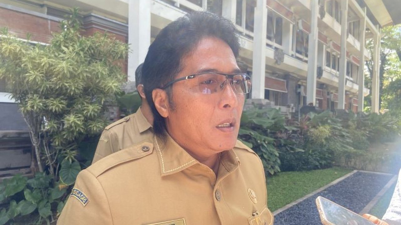 Wakil Gubernur Bali, I Nyoman Giri Prasta, menegaskan bahwa kehadiran ormas luar Bali untuk menjaga keamanan tidak diperlukan karena sudah ada TNI/Polri dan Pecalang.