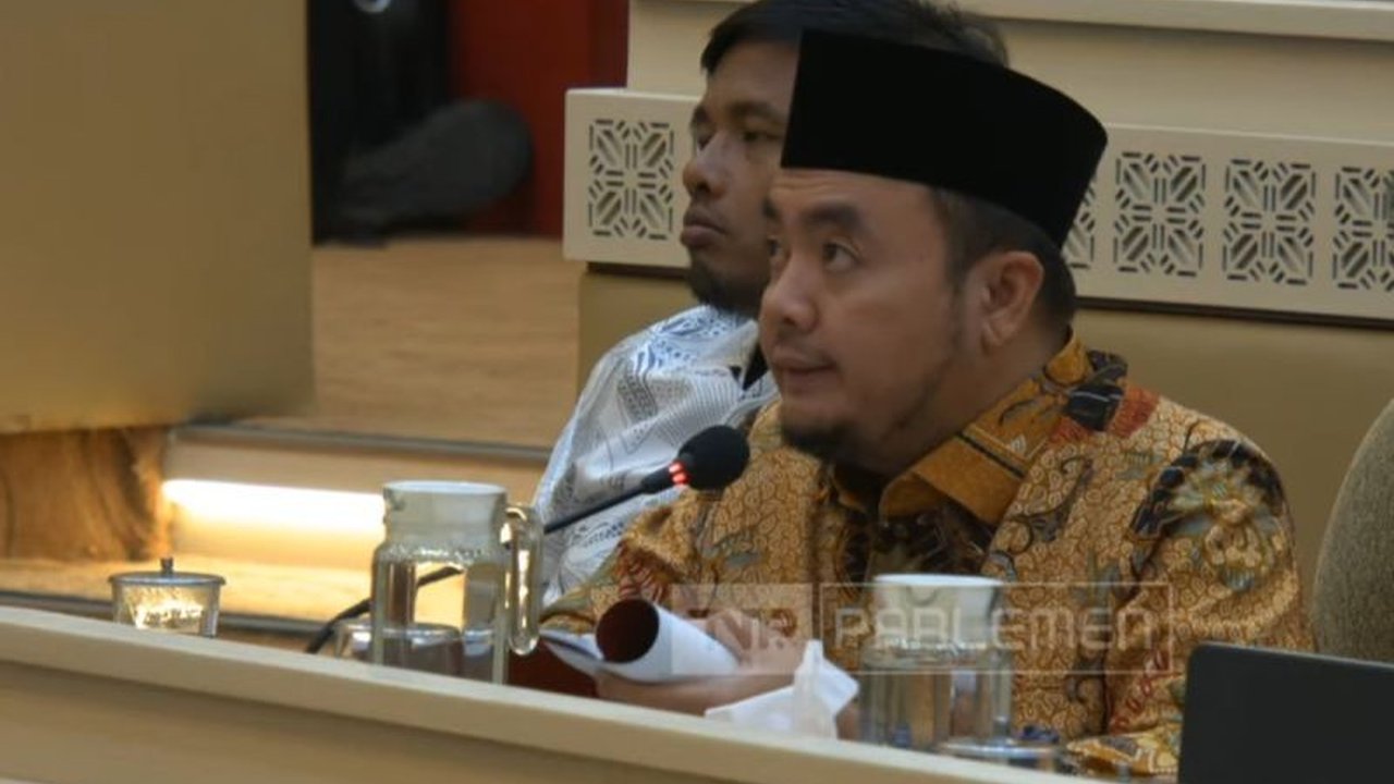 KPU RI melaporkan kesiapan logistik Pemungutan Suara Ulang (PSU) di dua daerah telah mencapai 100 persen, sementara satu daerah lainnya masih dalam proses.