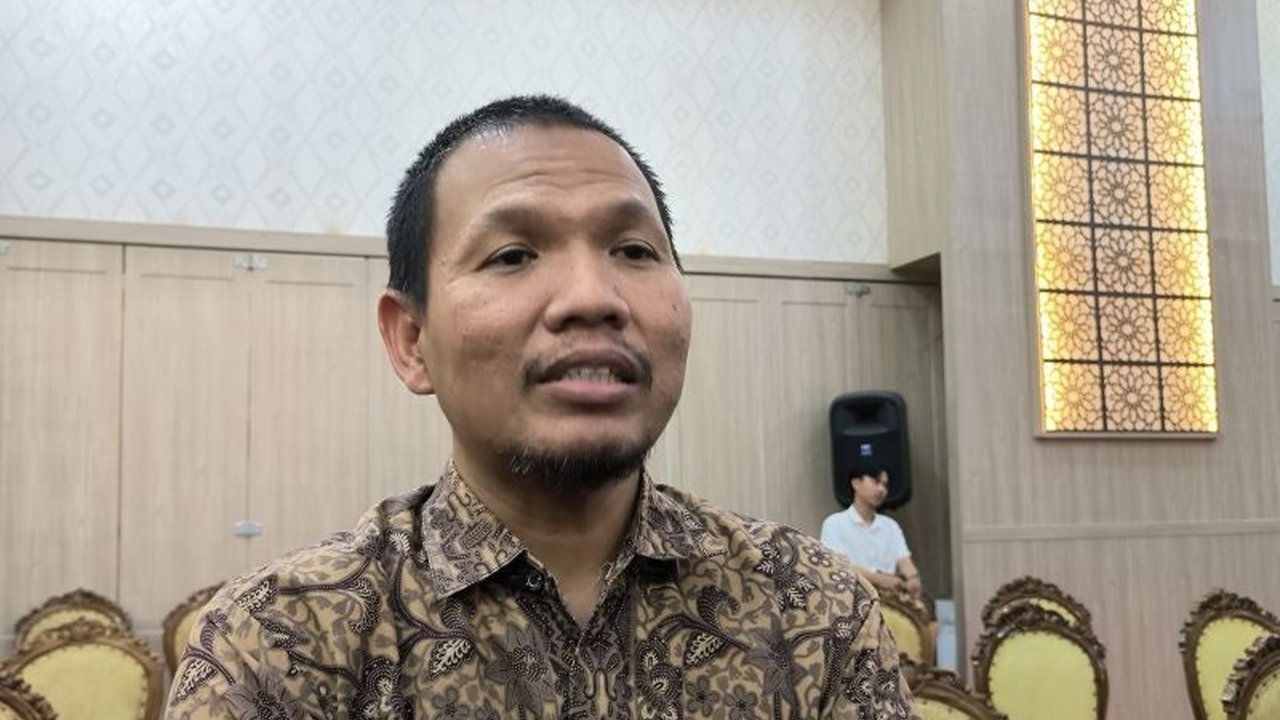 Satgas KPK dan Pemprov Banten mengungkap modus korupsi ASN, terutama suap, pemerasan, dan gratifikasi dalam pengadaan barang dan jasa serta perizinan, dengan ancaman pemecatan bagi yang terlibat.