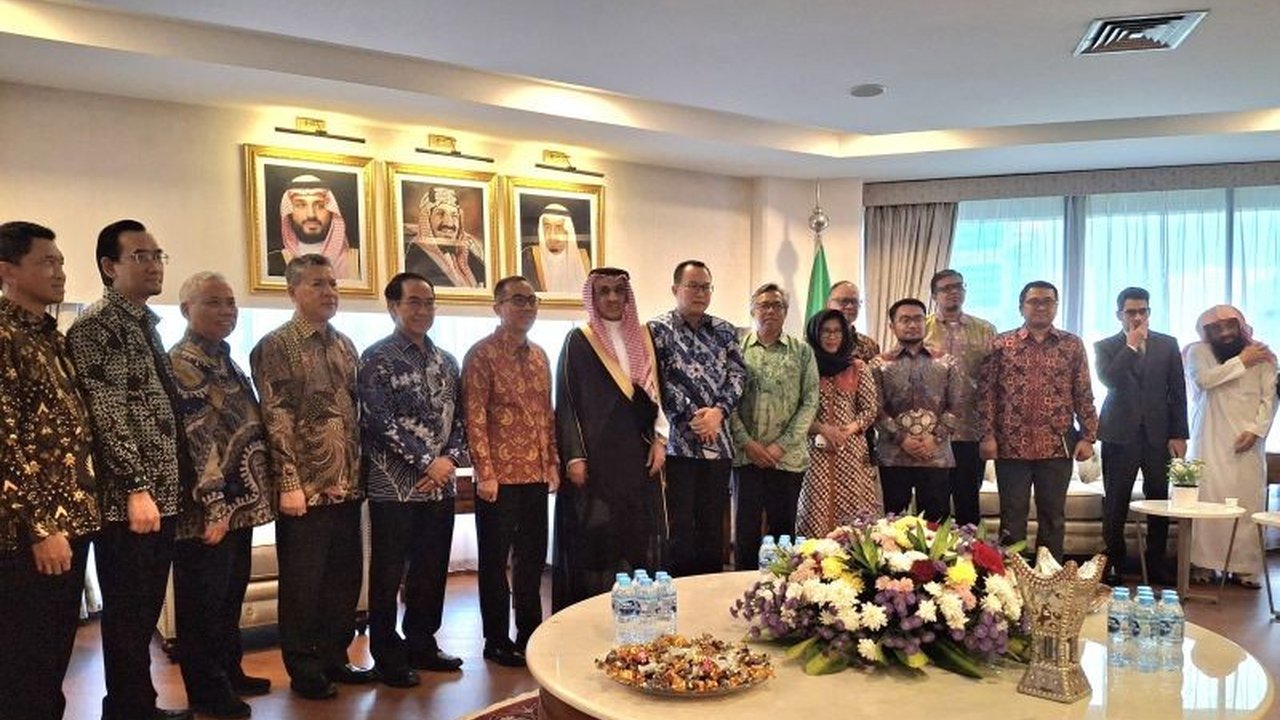 Indonesia dan Arab Saudi sepakat memperkuat kerja sama riset di bidang sains, teknologi, AI, dan digital, termasuk program pertukaran mahasiswa dan pendanaan bersama.